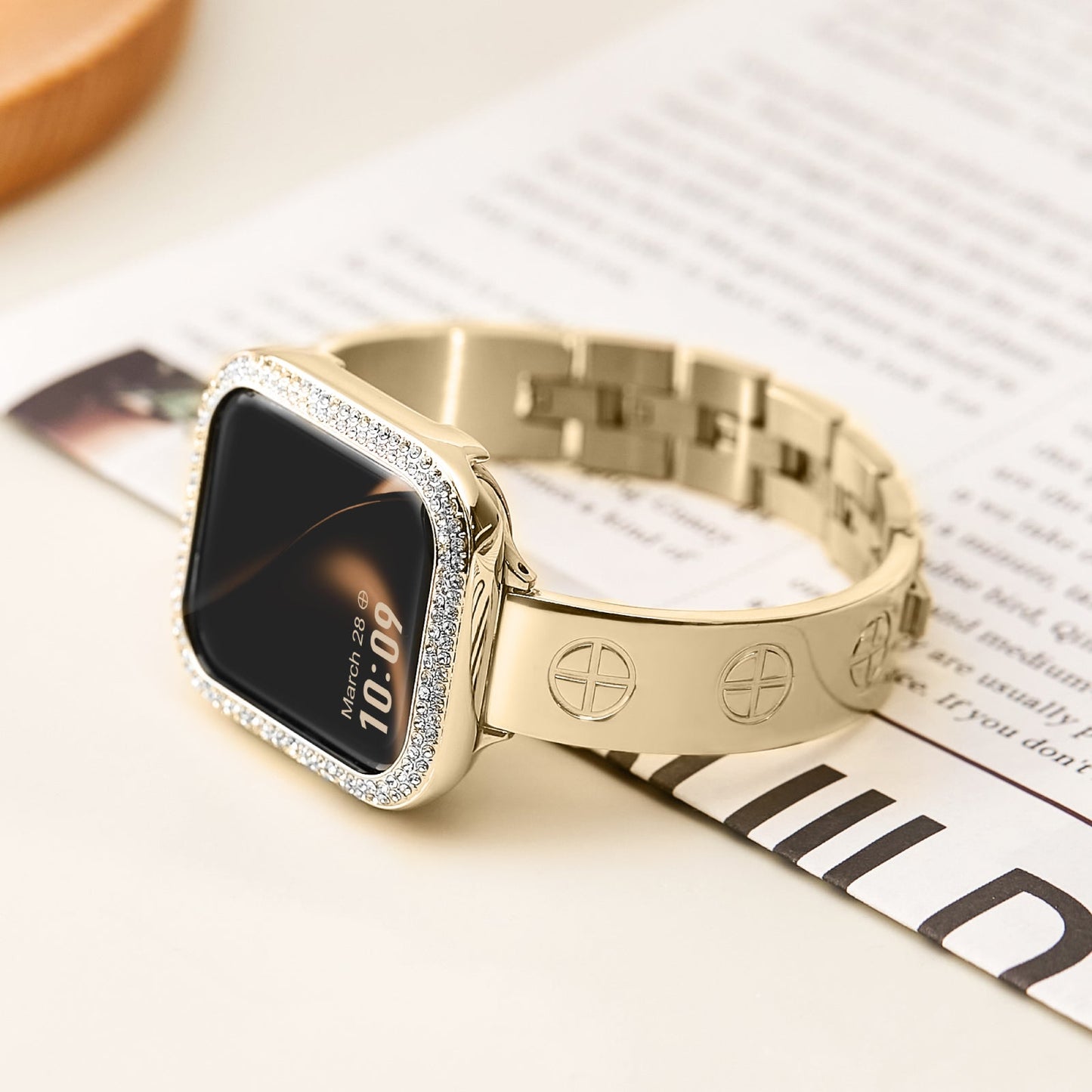 Bracelet Montaigne – Motifs Gravés pour Apple Watch